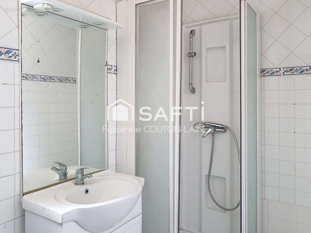 Photo 8 - Maison à VENANSAULT