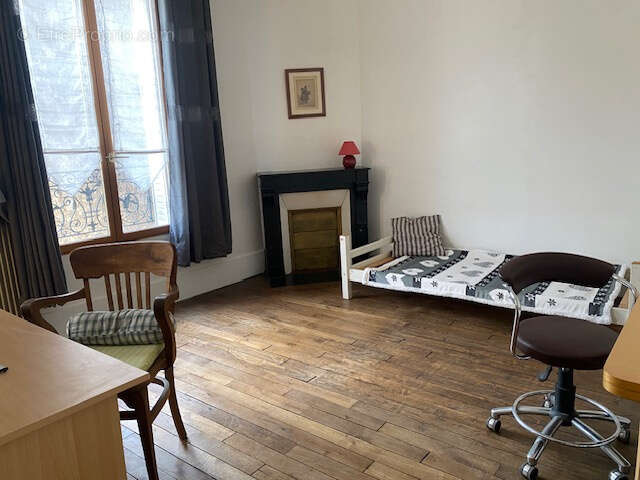 Maison à GENNEVILLIERS