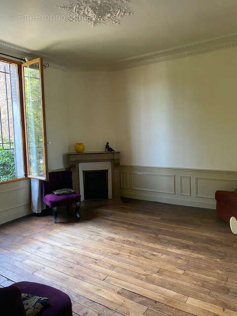 Maison à GENNEVILLIERS