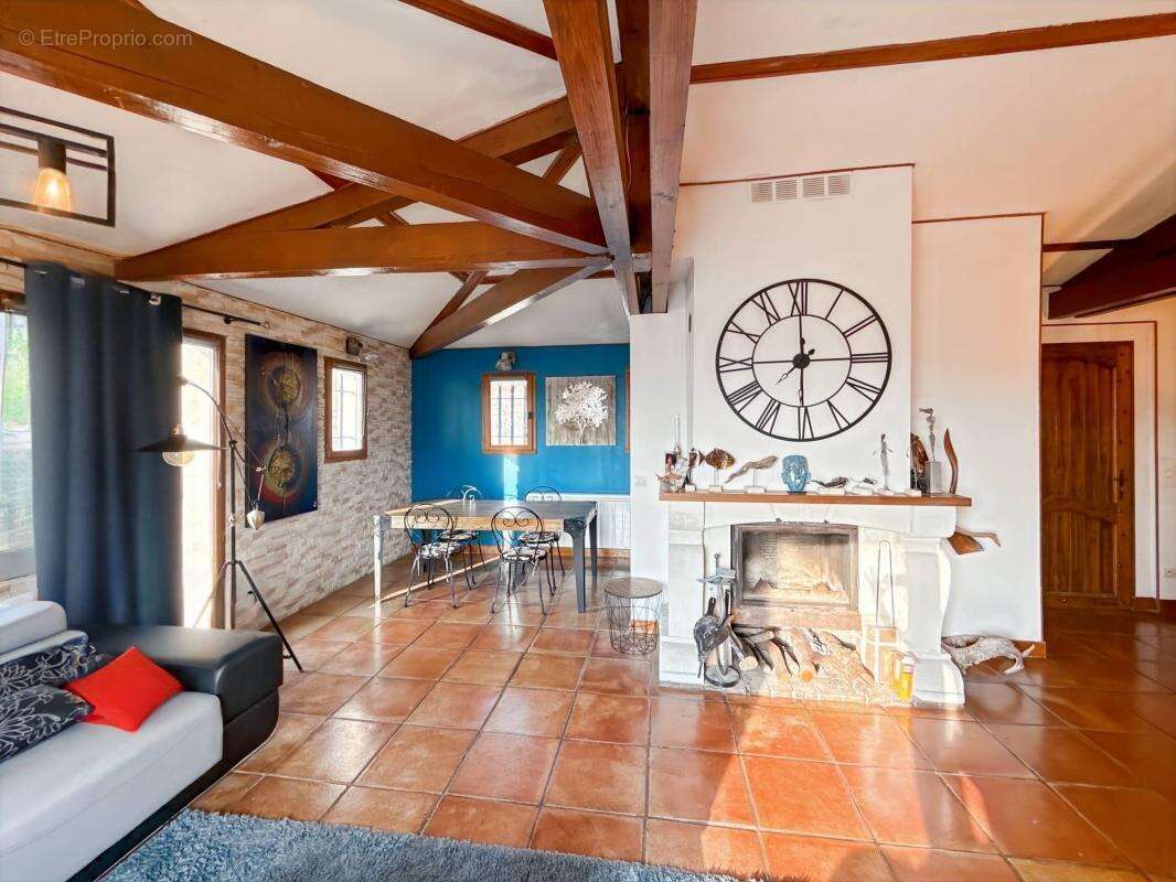 Maison à SAINT-MARTIN-DU-VAR