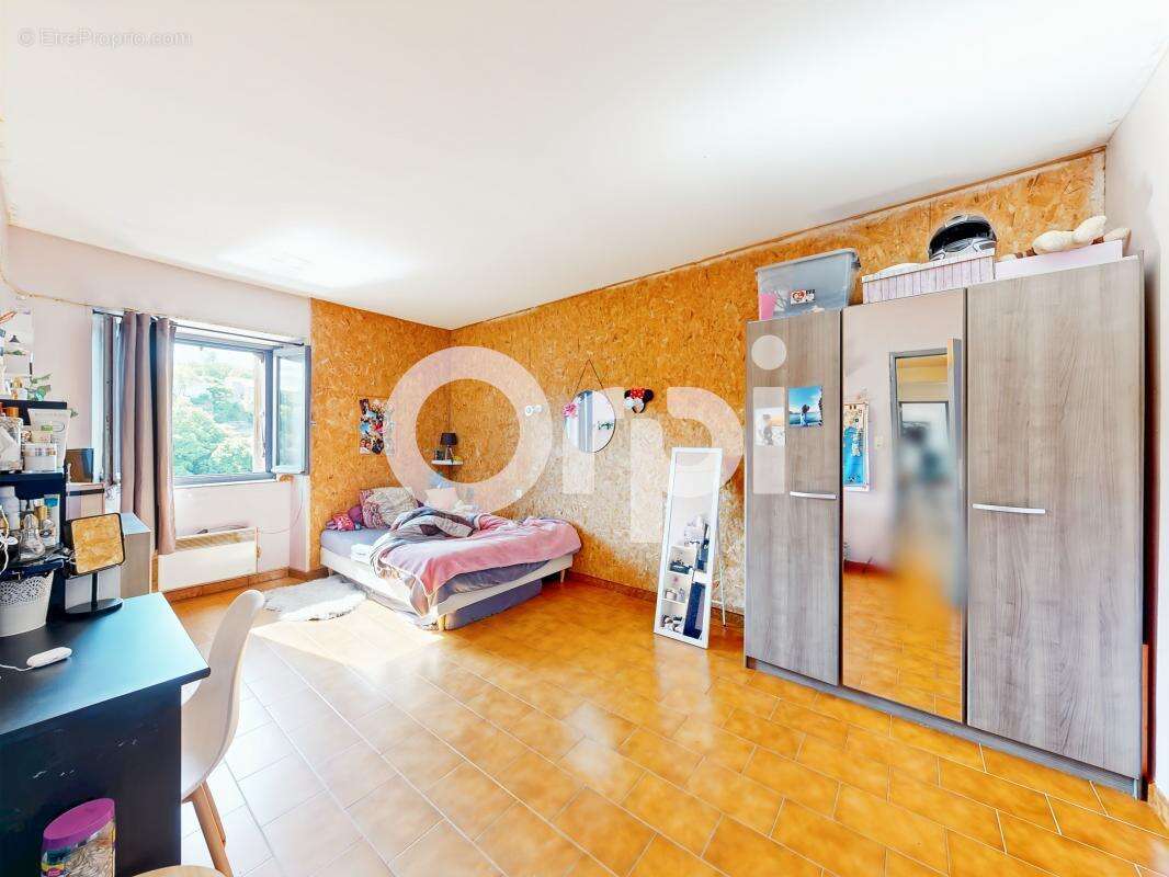 Appartement à RUOMS