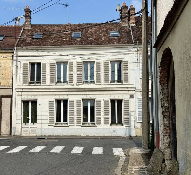 Maison à DONNEMARIE-DONTILLY