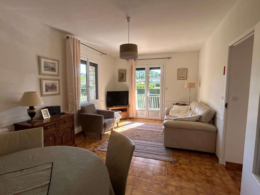 Maison à VAISON-LA-ROMAINE