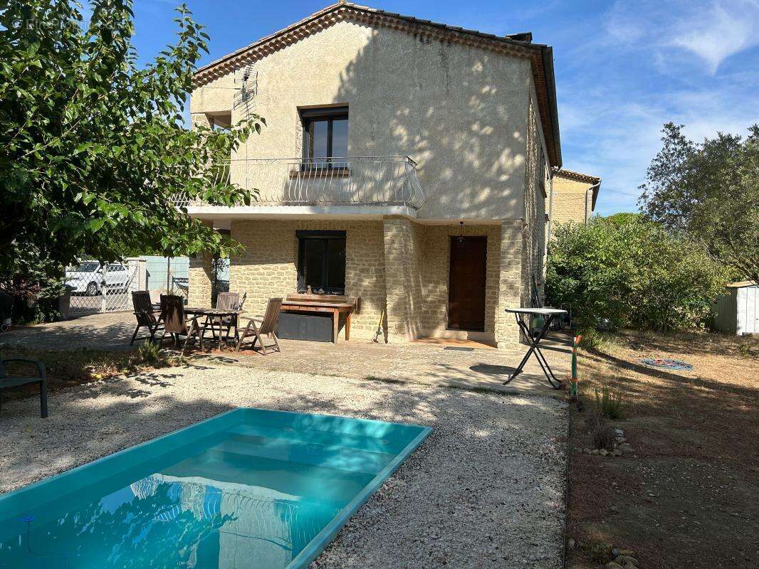 Maison à VAISON-LA-ROMAINE