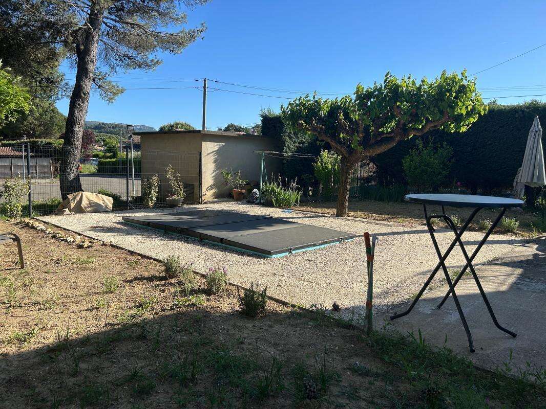 Maison à VAISON-LA-ROMAINE