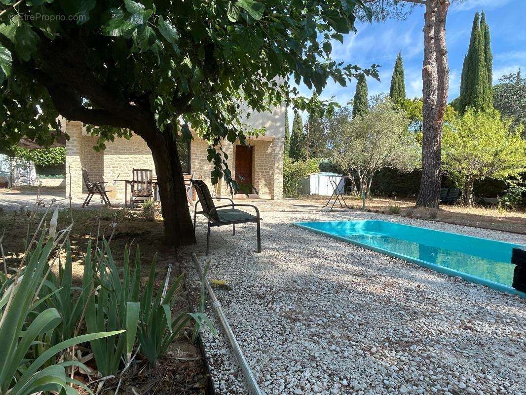 Maison à VAISON-LA-ROMAINE