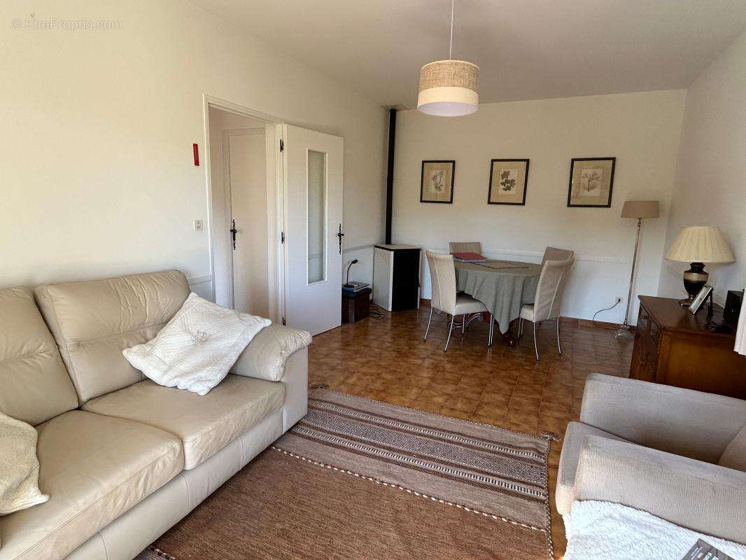 Maison à VAISON-LA-ROMAINE