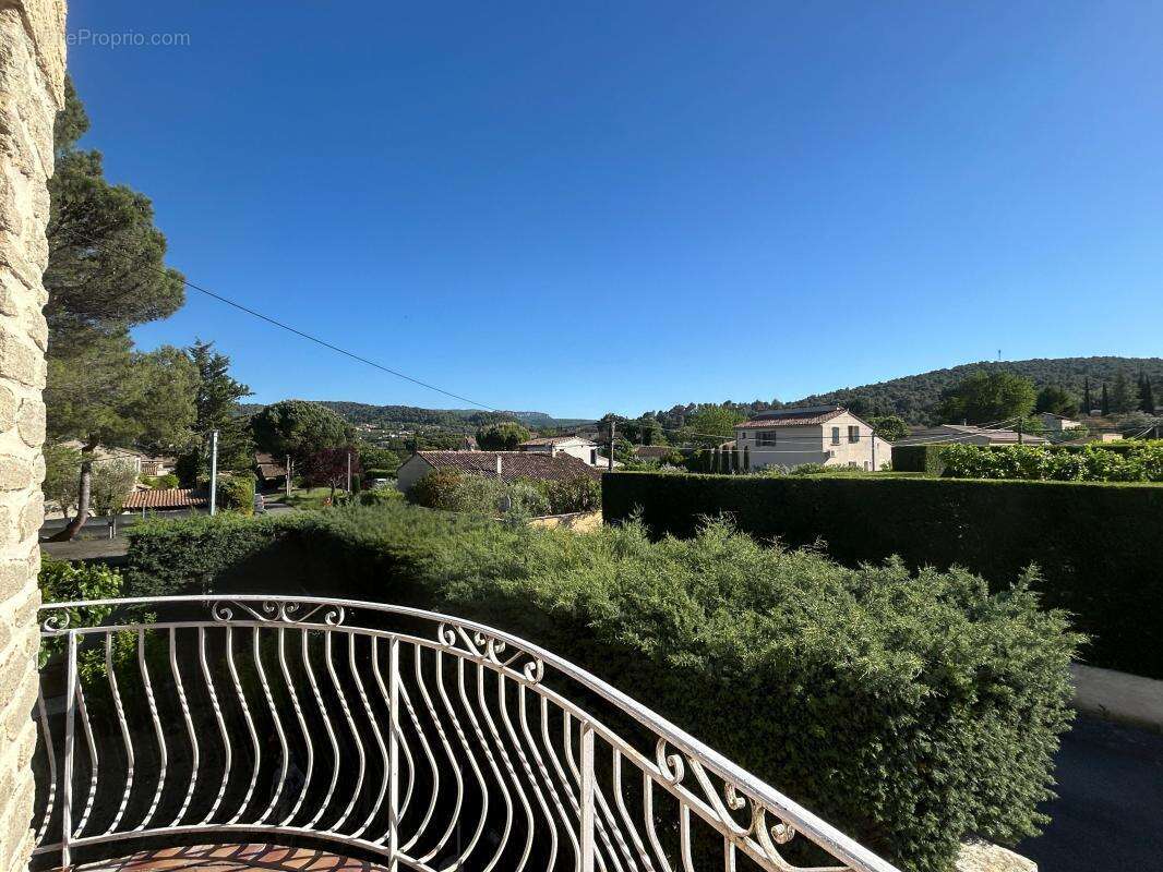 Maison à VAISON-LA-ROMAINE