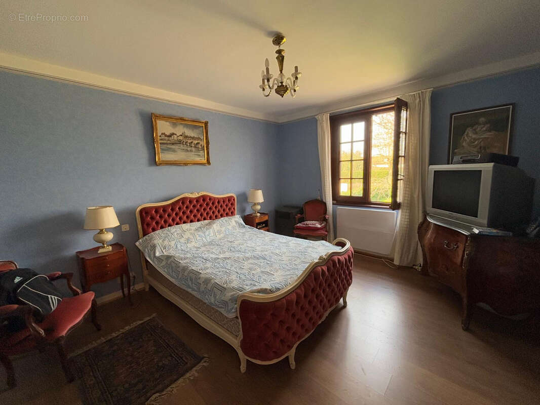 Maison à SAINT-JEAN-SUR-VEYLE