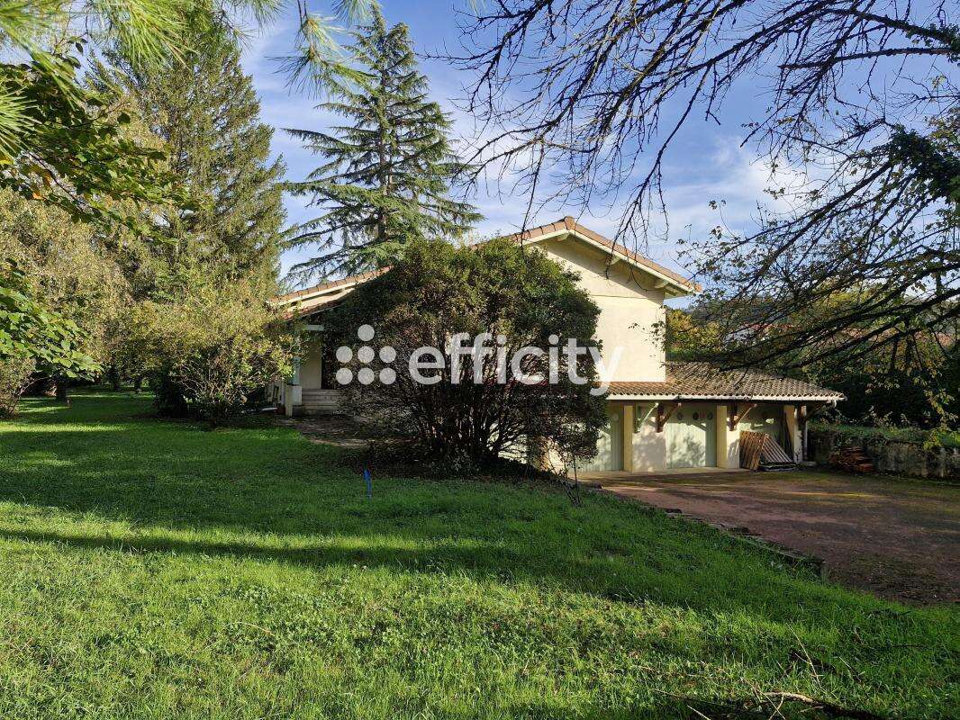 Maison à COLLONGES-AU-MONT-D&#039;OR