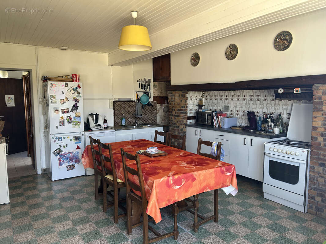 Maison à POIX-DE-PICARDIE