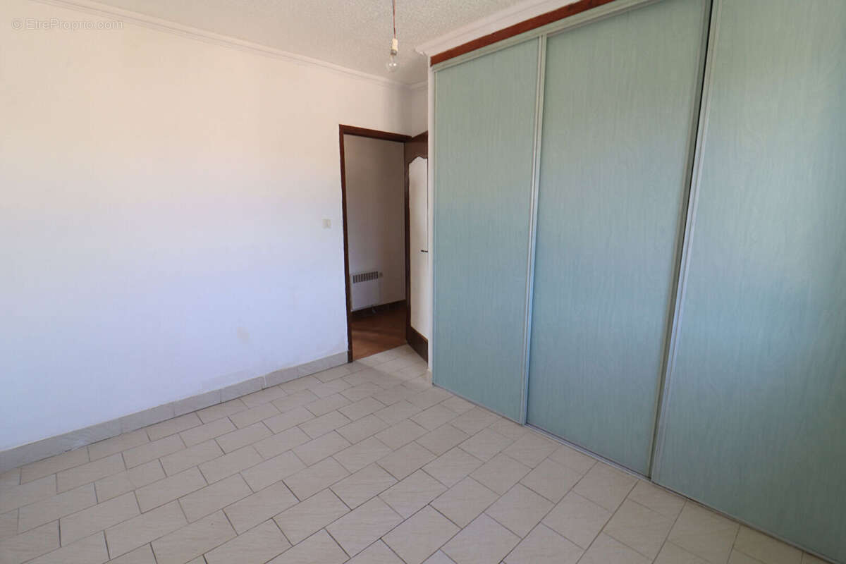 Autre à NISSAN-LEZ-ENSERUNE