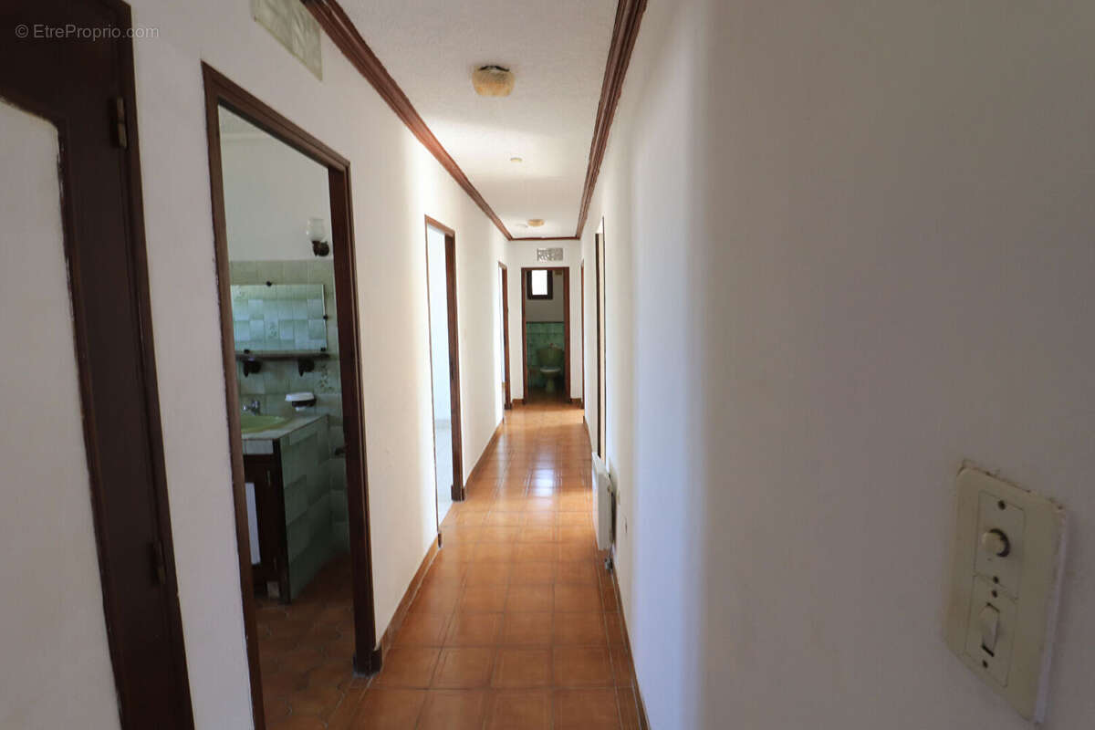 Autre à NISSAN-LEZ-ENSERUNE