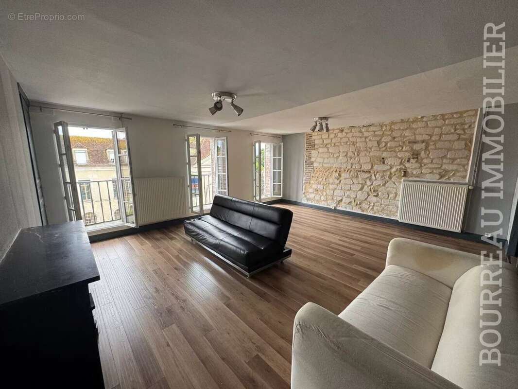 Appartement à JOIGNY