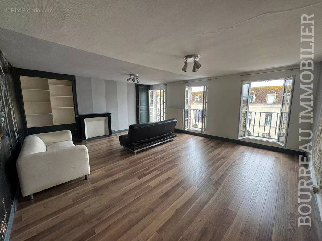 Appartement à JOIGNY