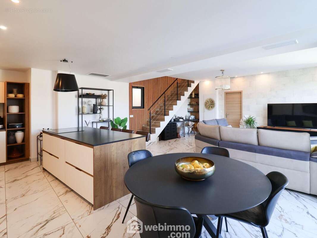 Maison à MARSEILLE-9E