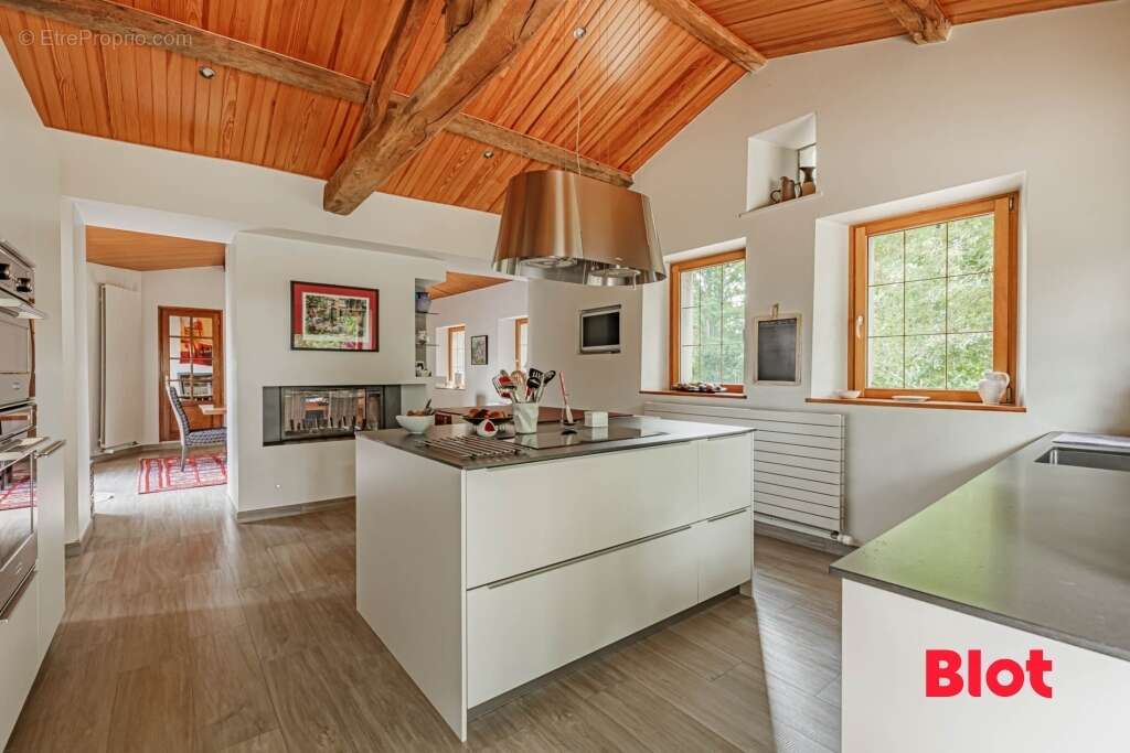 Maison à SAINT-JULIEN-DE-CONCELLES