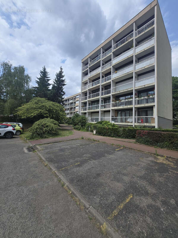 Appartement à LIMEIL-BREVANNES