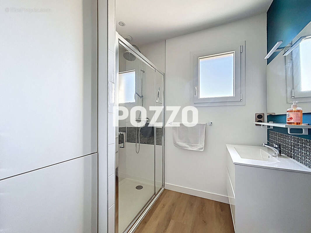 Maison à LES MOITIERS-D&#039;ALLONNE