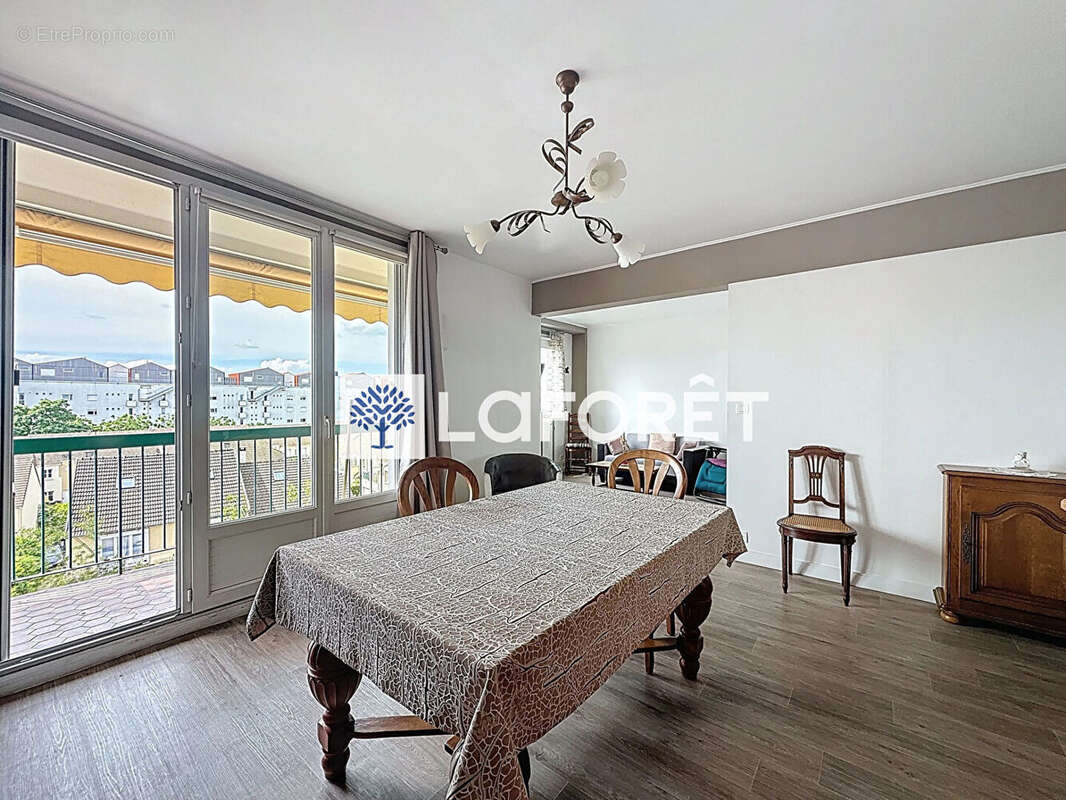 Appartement à POISSY