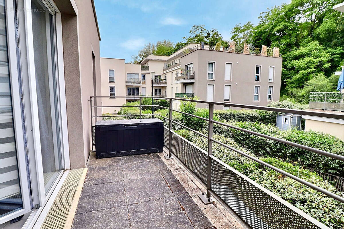 Appartement à MAREIL-MARLY