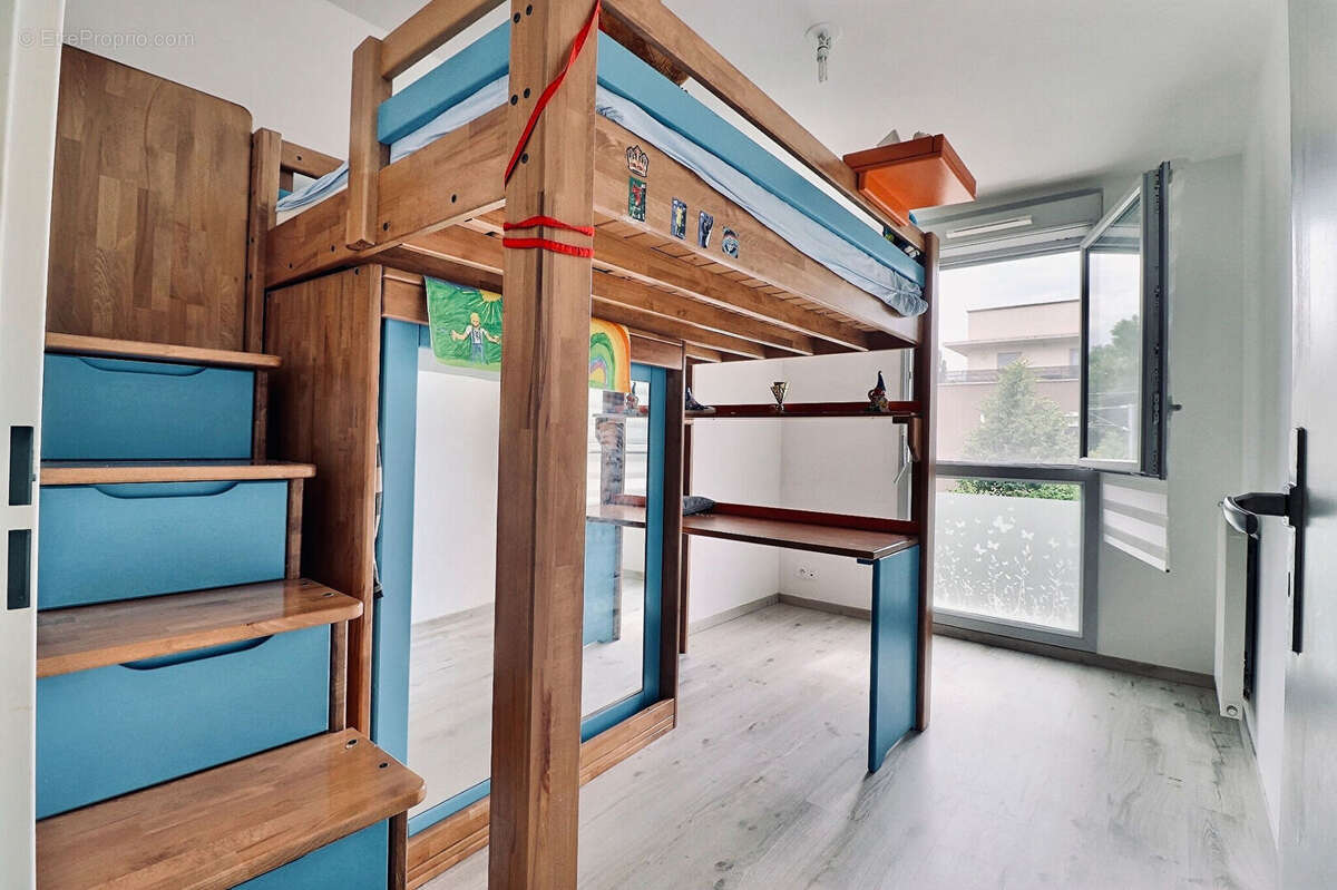 Appartement à MAREIL-MARLY