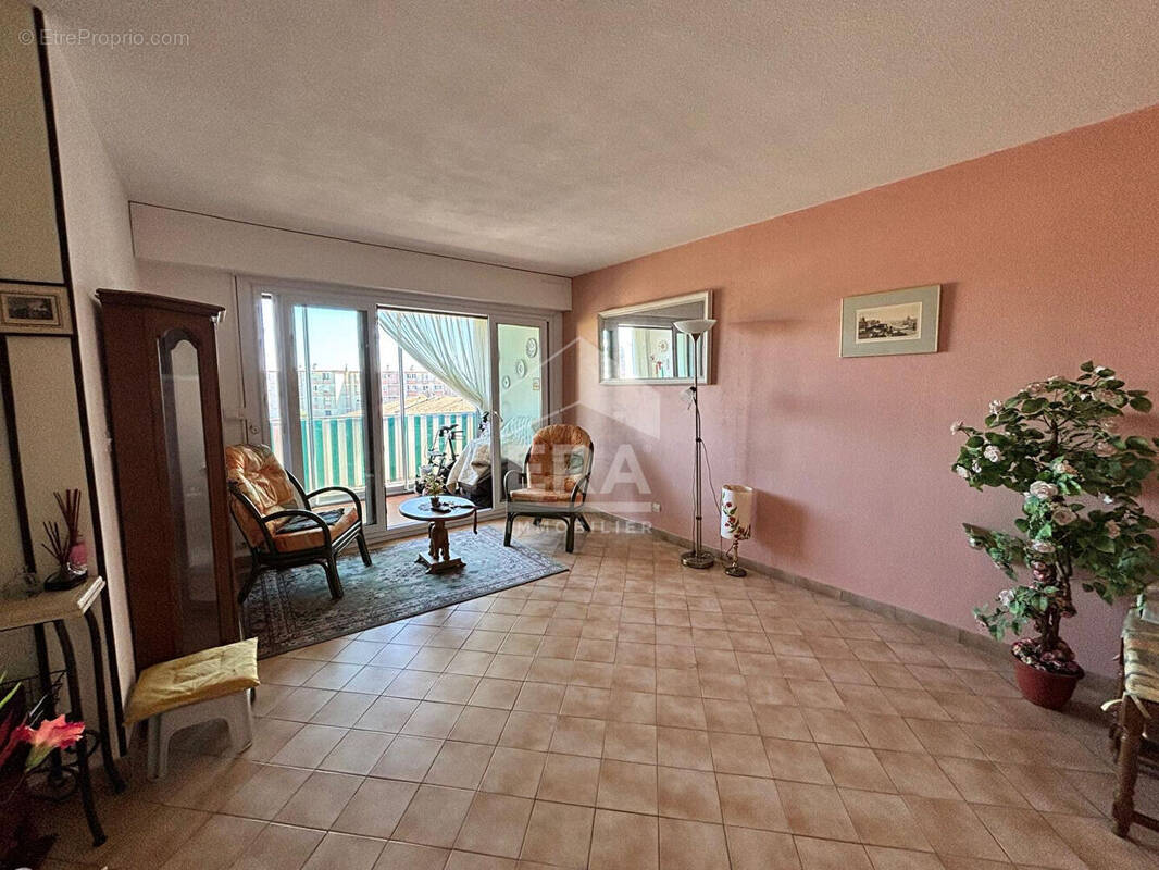 Appartement à FREJUS