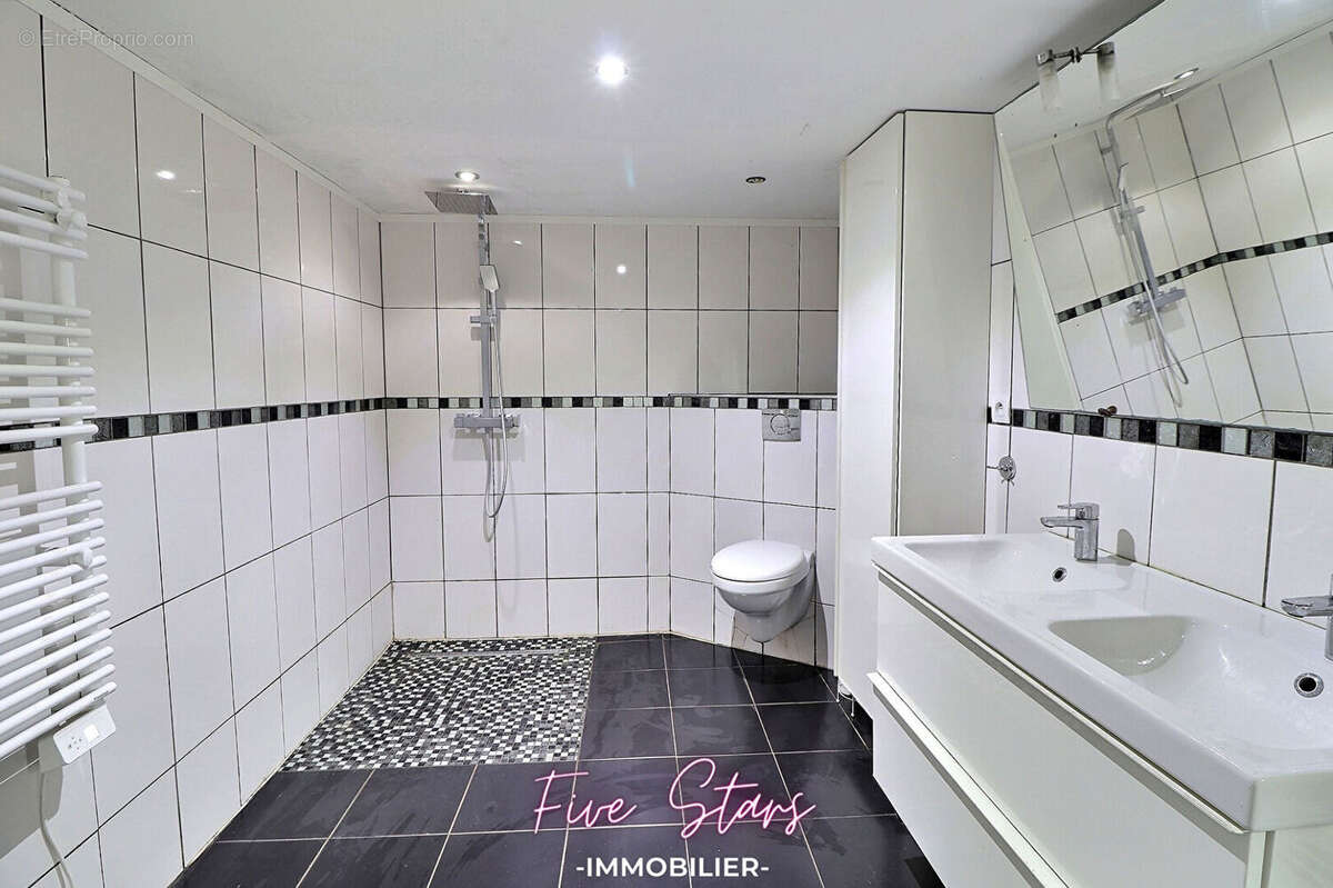 Maison à DOMMARY-BARONCOURT