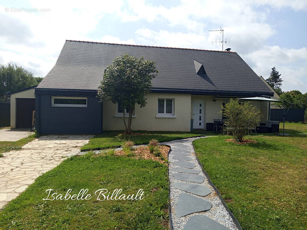 Maison à AVRILLE