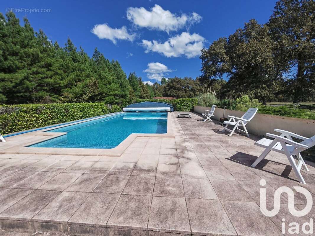 Photo 3 - Maison à LUXEY