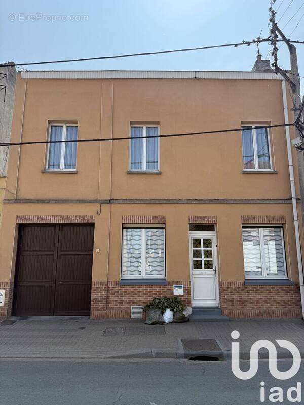 Photo 1 - Maison à HARNES