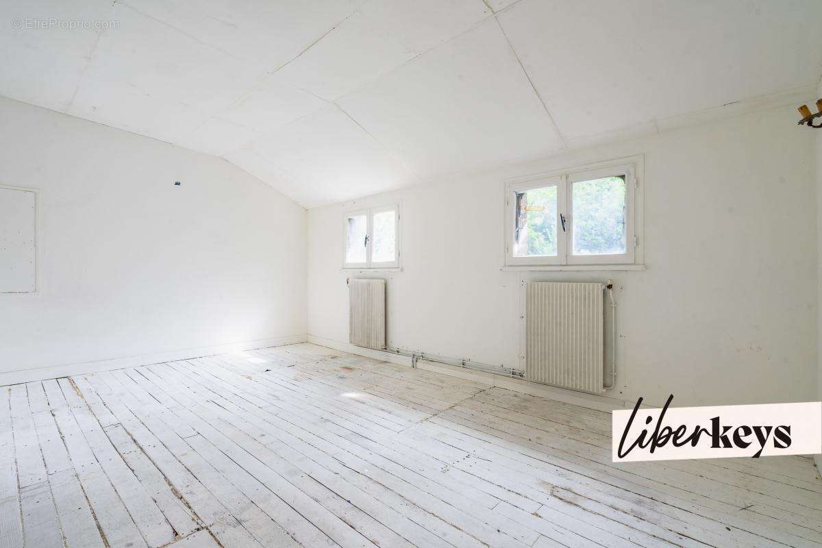 Maison à CHAMPIGNY-SUR-MARNE