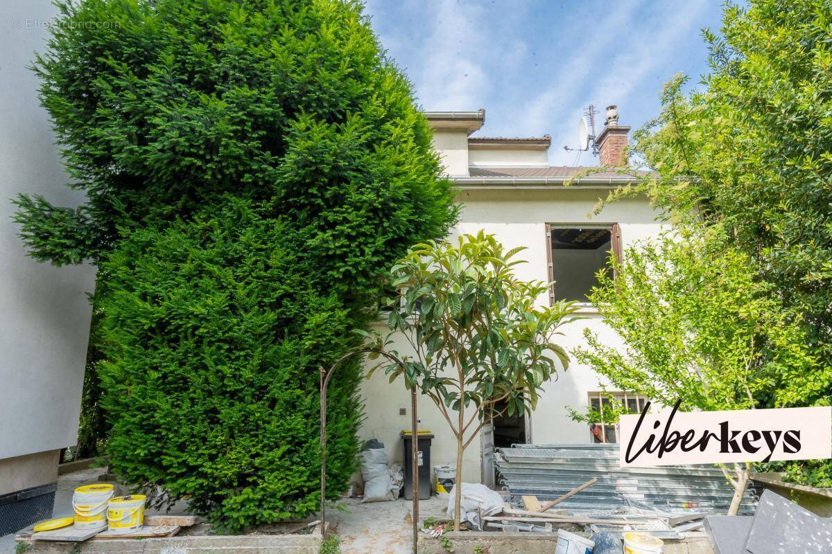 Maison à CHAMPIGNY-SUR-MARNE