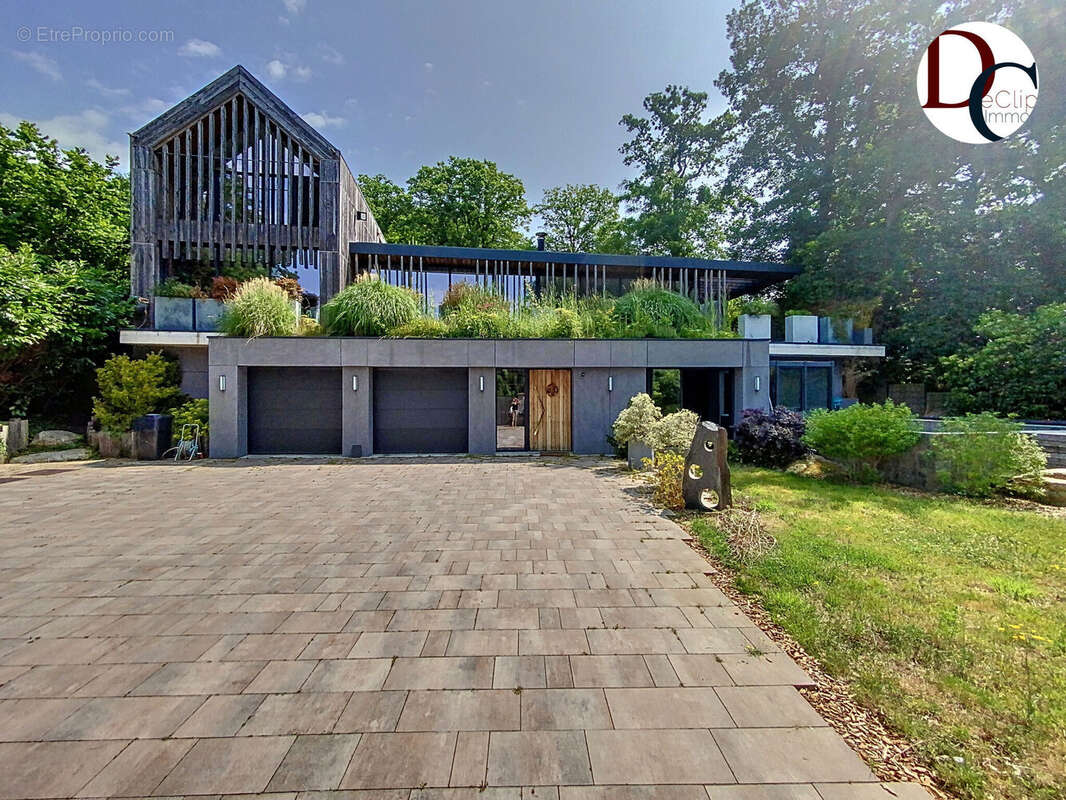 Photo 2 - Maison à SENLIS