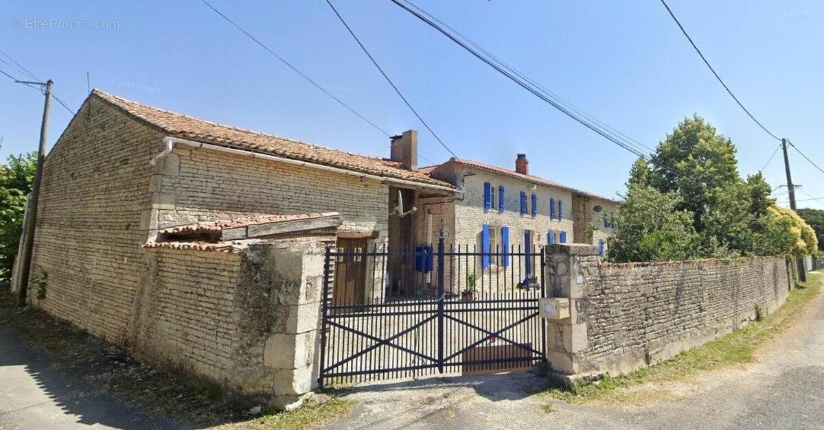 Photo 1 - Maison à PAIZAY-LE-CHAPT