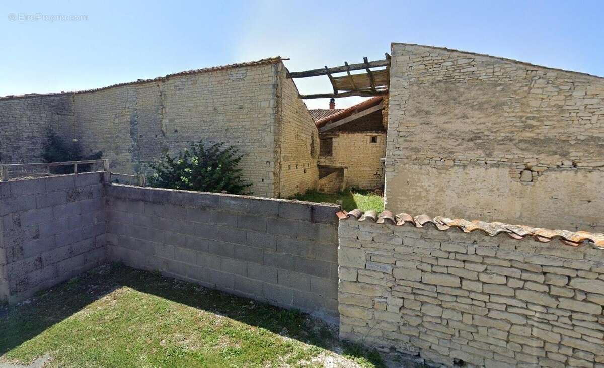 Photo 6 - Maison à PAIZAY-LE-CHAPT