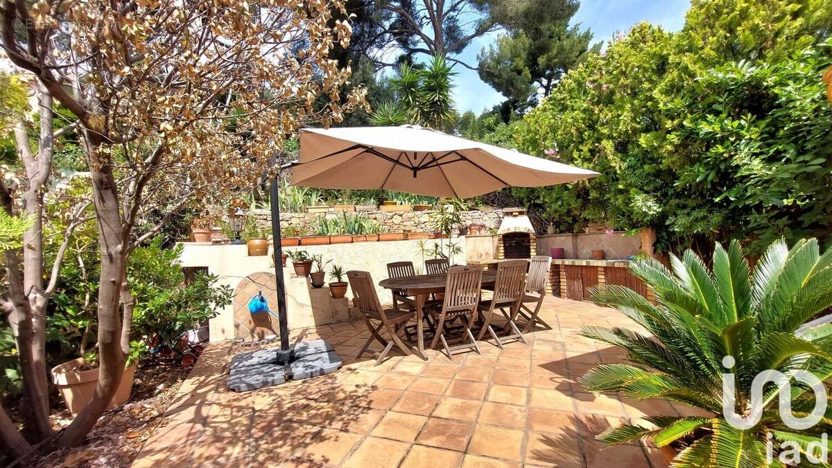 Photo 1 - Maison à SOLLIES-VILLE