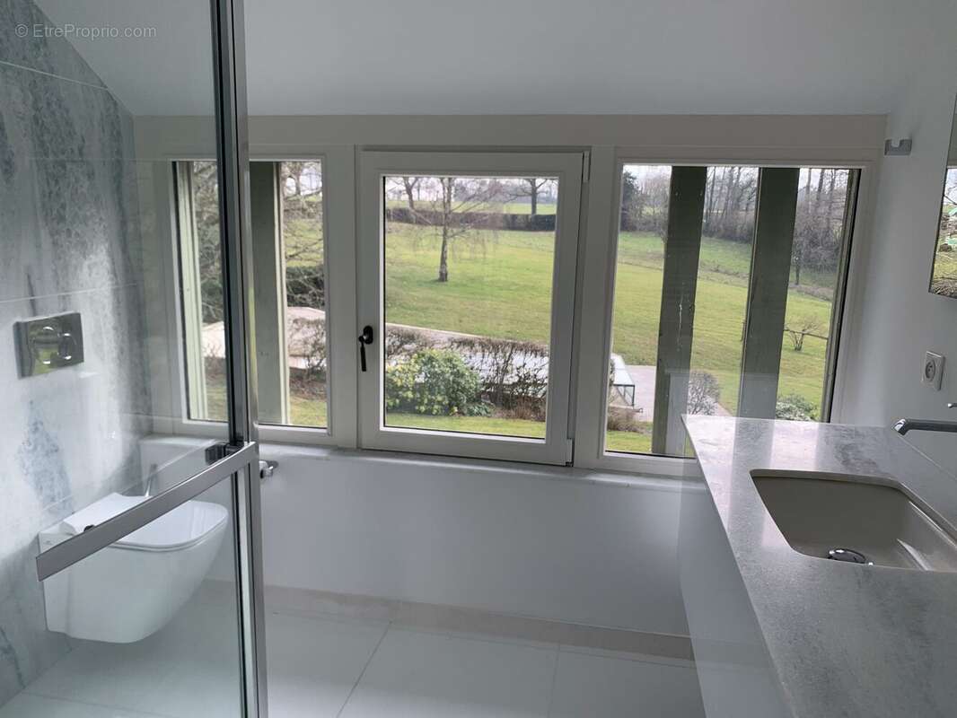 Maison à PONT-L&#039;EVEQUE