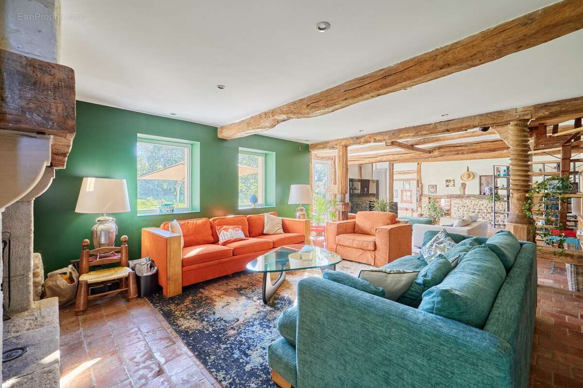 Maison à PONT-L&#039;EVEQUE