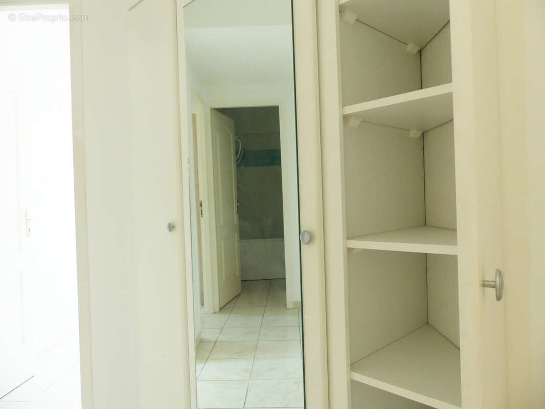 Appartement à LAMALOU-LES-BAINS