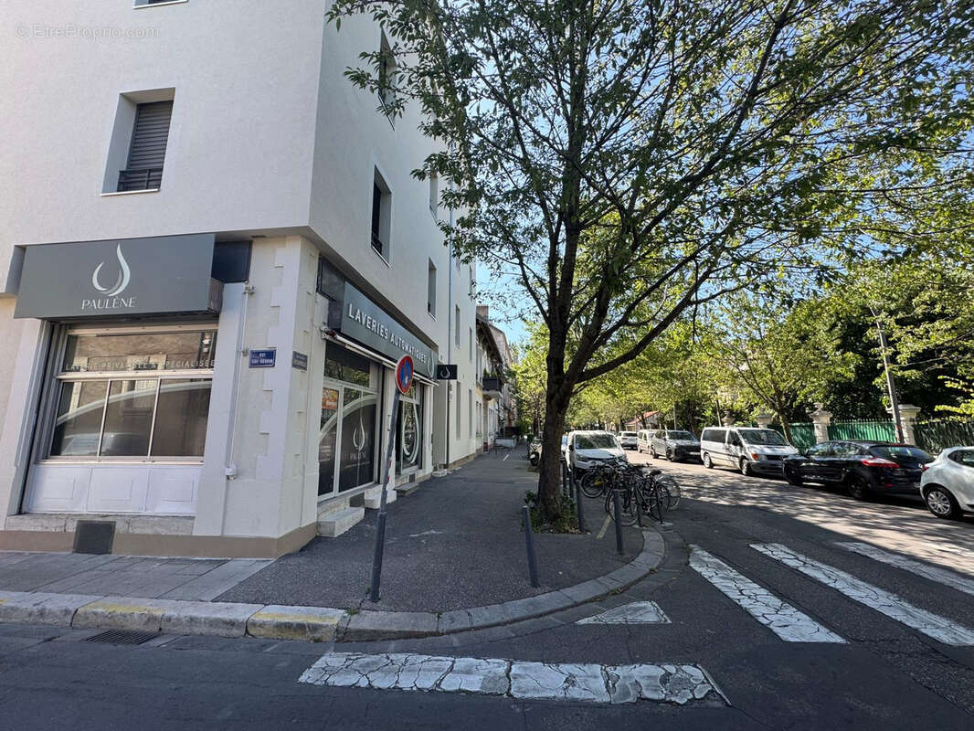 Commerce à GRENOBLE