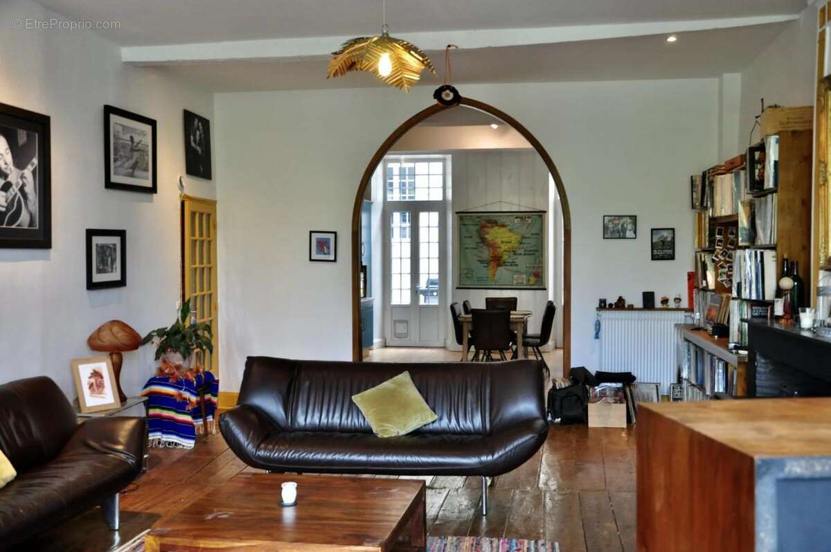 Maison à MONFLANQUIN