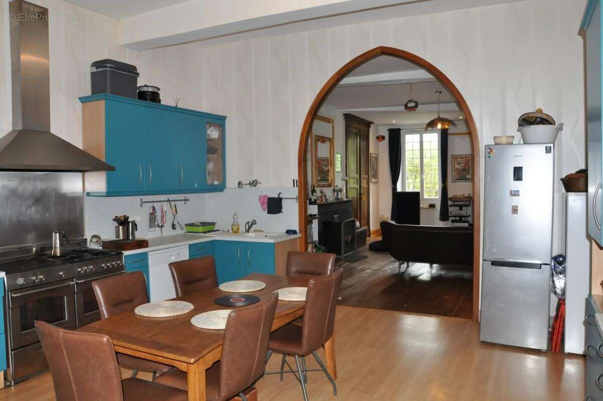 Maison à MONFLANQUIN