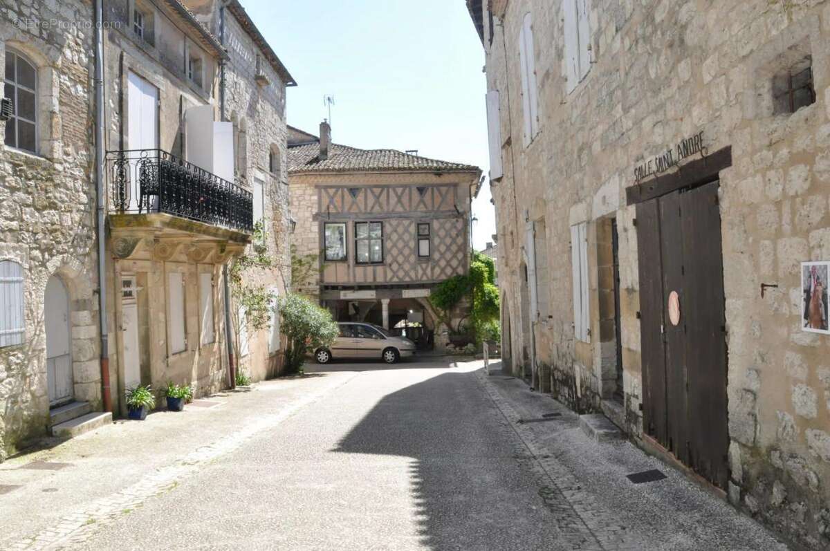 Maison à MONFLANQUIN