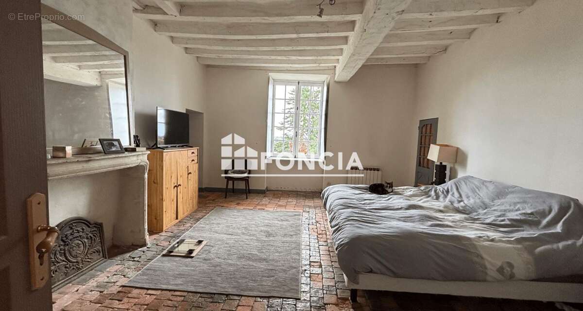 Maison à SAINT-JEAN-SUR-ERVE