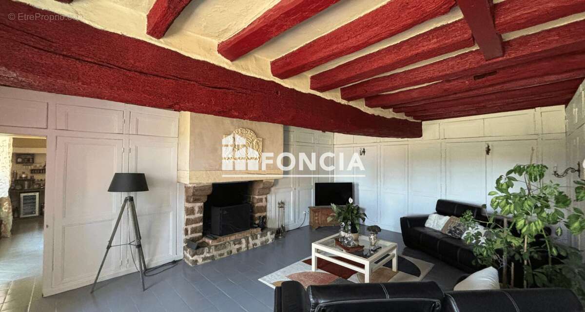 Maison à SAINT-JEAN-SUR-ERVE