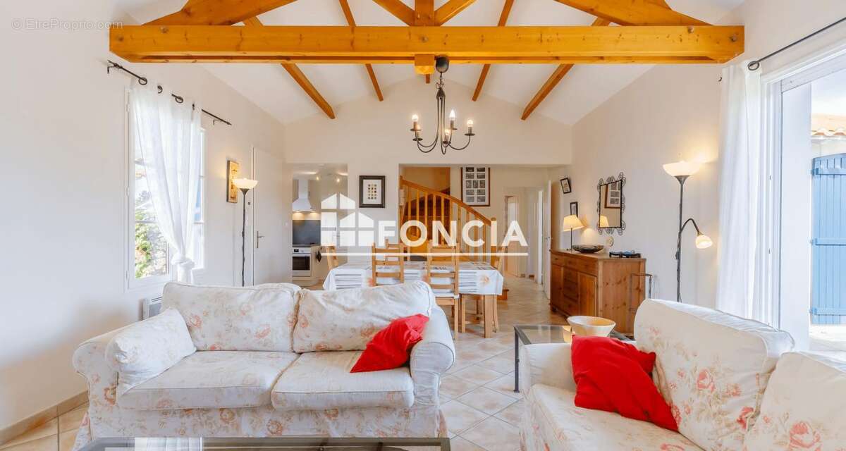 Maison à L&#039;AIGUILLON-SUR-VIE