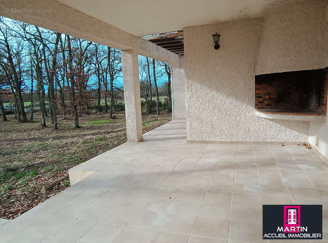 Maison à MERENVIELLE