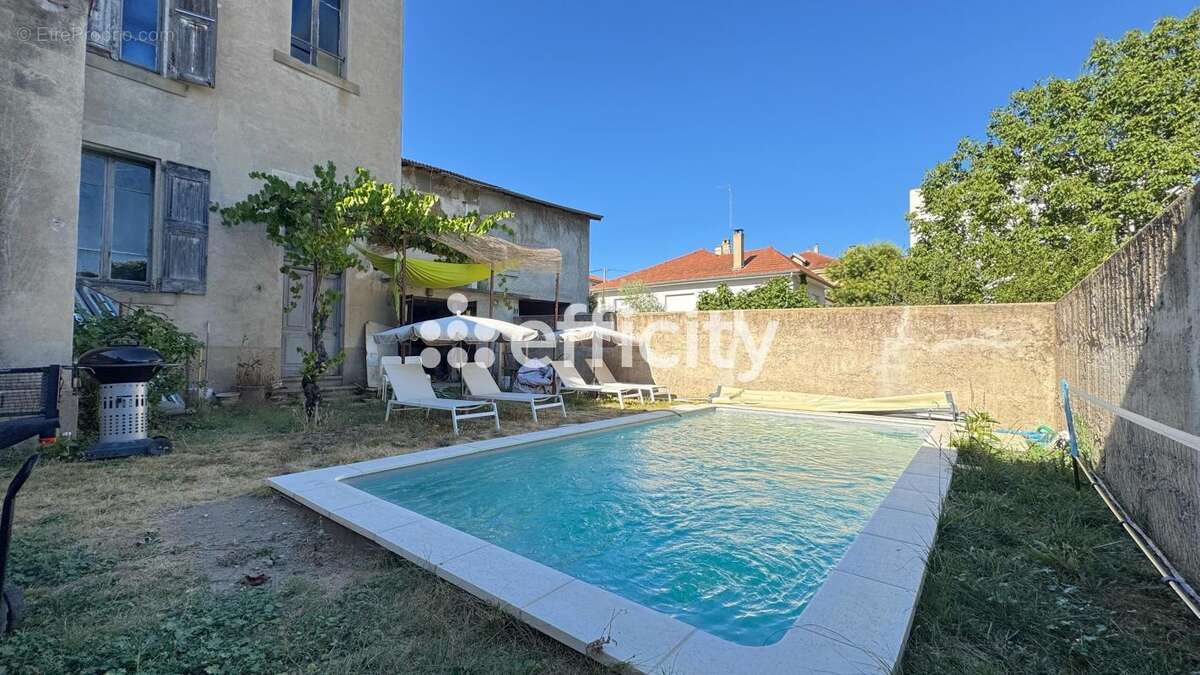 Appartement à ROMANS-SUR-ISERE