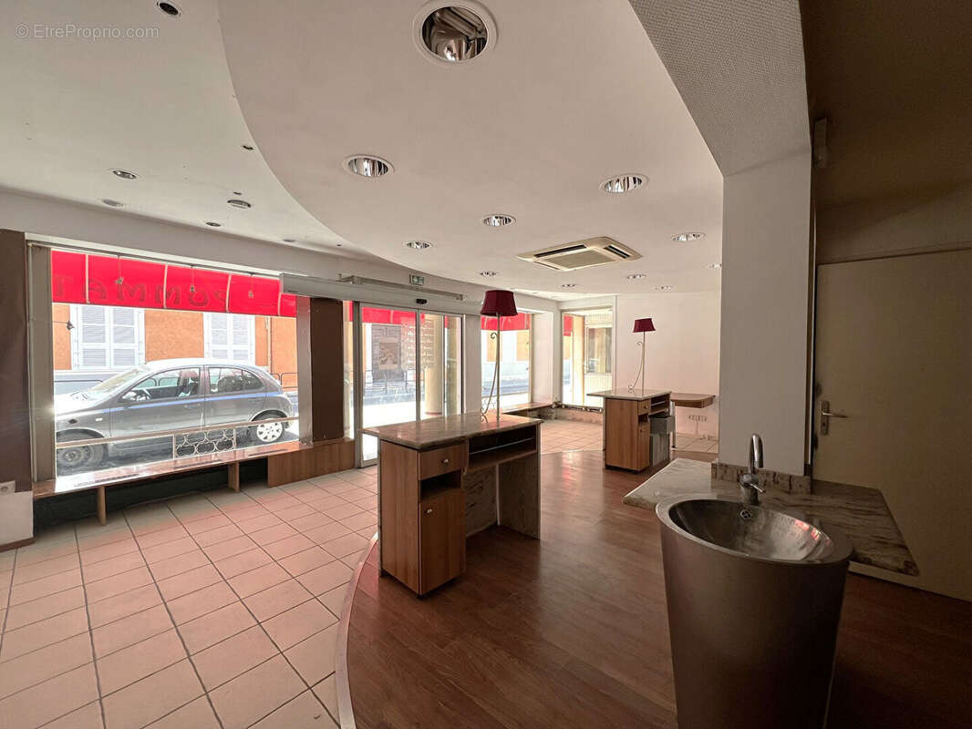 Commerce à ALBERTVILLE